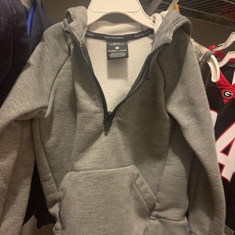 Gray Nike Half Zip pullover hoodie